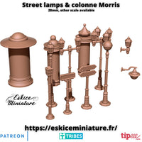 Lampes de rue et colonne Morris