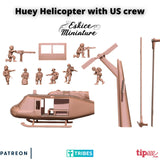 Hélicoptère Bell UH-1 "Huey" avec soldats