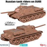 SU85 + chevaucheurs de char Russes x10